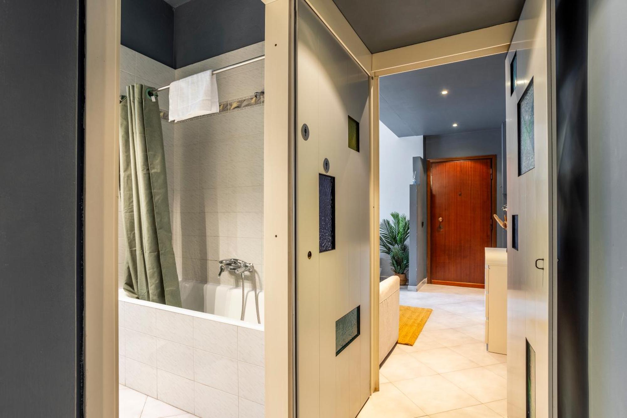 Apartment - 10 Minutes To Duomo And Train Station *